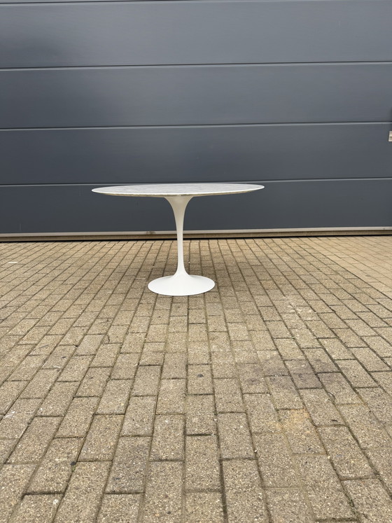 Image 1 of Original Round Knoll Tulip Dining Table (120cm) Carrara Marble New condition!!