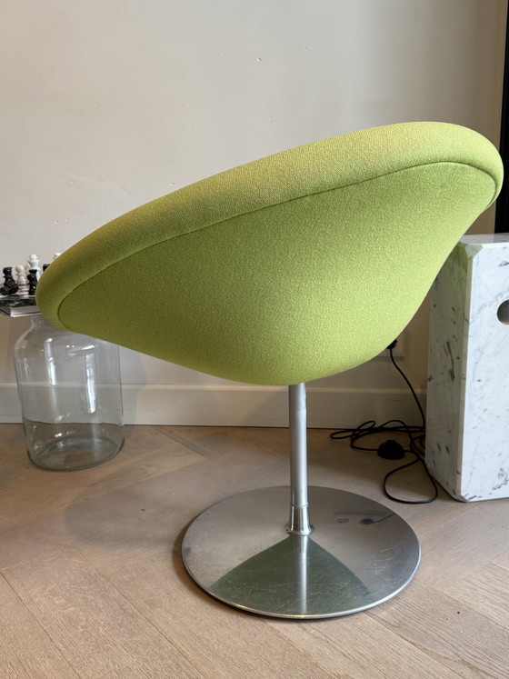 Image 1 of 2x Globo pequeño Artifort, Pierre Paulin