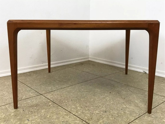 Image 1 of Tavolino da caffè in teak degli anni '60 e '70 di Johannes Andersen per Silkeborg, danese degli anni '60