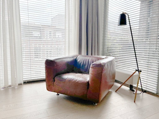 Fauteuil en cuir Gerard V.D. Berg 2E Mains – Montis, Leather