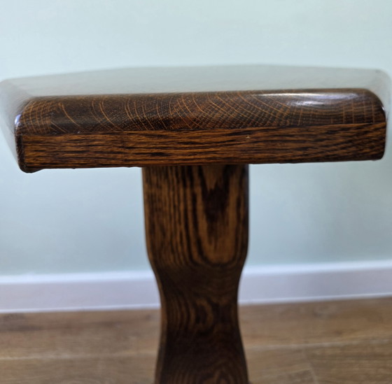 Image 1 of Table d'appoint en chêne massif – Table colonne vintage