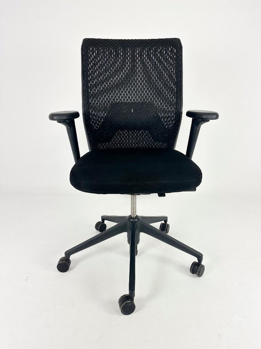 Vitra ID MESH Chair