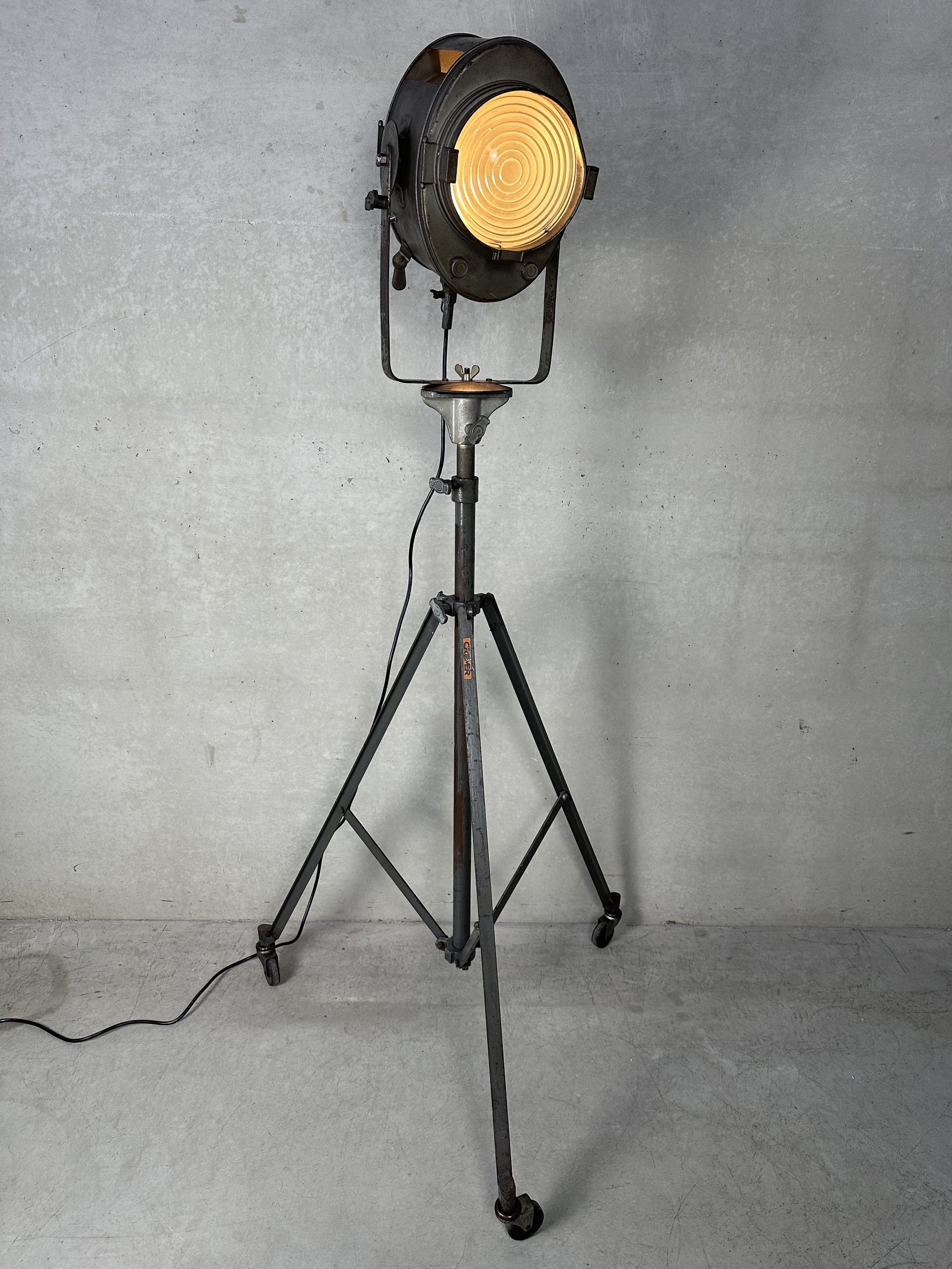 Crémer Paris ビンテージプロジェクター　クレメール撮影用スポット original.jpg?height=1280