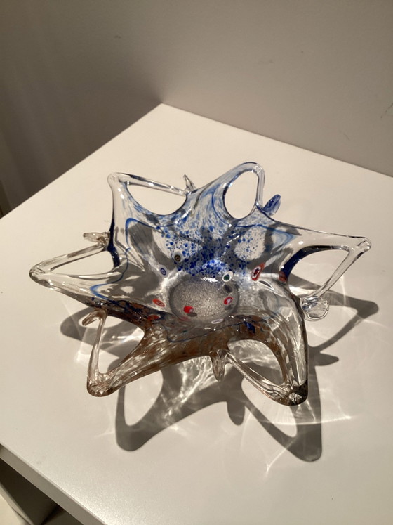 Murano glass starfish bowl, this is beautiful vintage glass art. (photo 4 of 5)