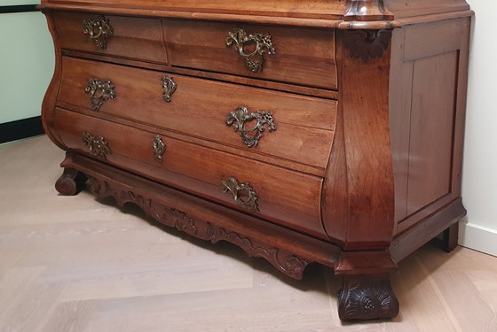 Image 1 of Antiek Hollandse gebogen kabinet (17e eeuw) 