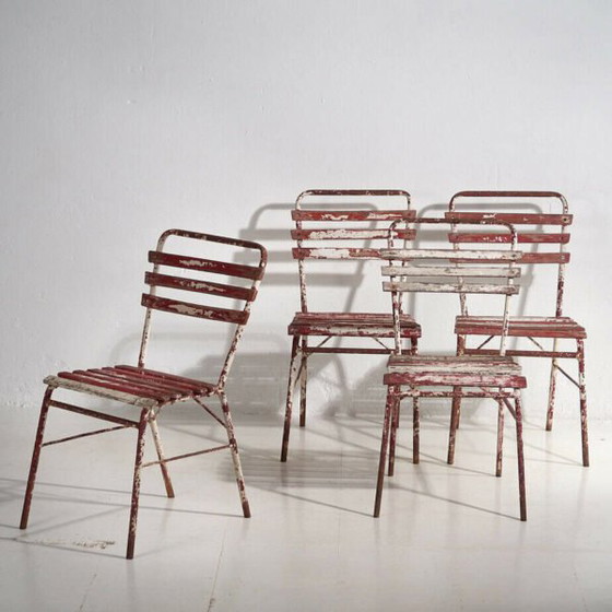 Antique red and white terrace chairs (c.1920). Set of 4 pieces – Garden chairs, Wood, Iron (photo 5 of 40)