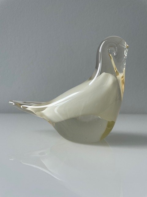 Glazen Designvogel – Sculpturale Elegant in Helder Glas