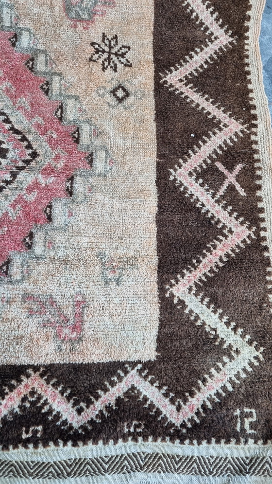 Image 1 of Vintage Berber carpet, Moroccan rug 140x285 cm