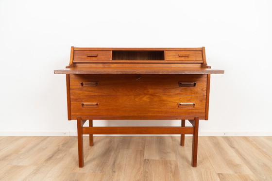 Image 1 of Escritorio de Arne Wahl Iversen