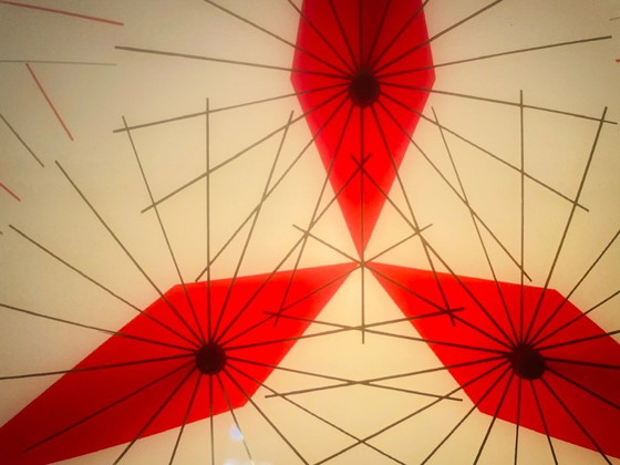 Image 1 of Plafonnier triangulaire en verre et laiton de style Mid-Century