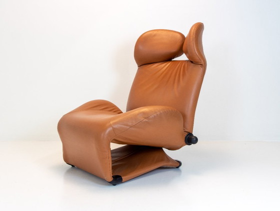 Image 1 of Cassina 111 Wink fauteuil van Toshiyuki Kita