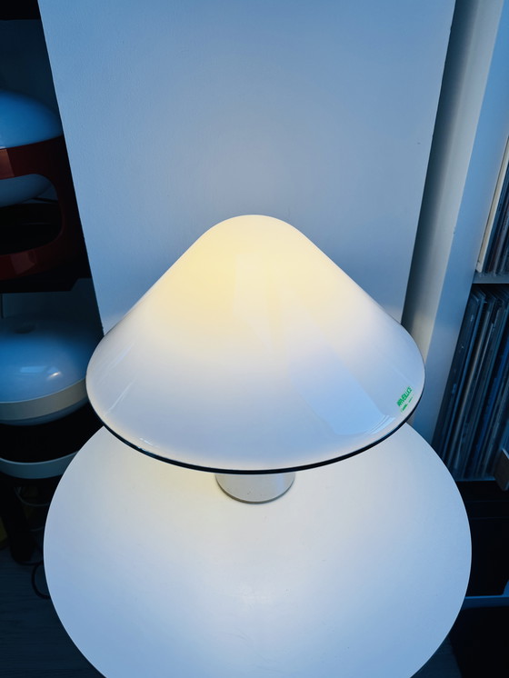 Image 1 of Lampe de table vintage Harvey Guzzini Elpis Mushroom - Mid-Century Modern Italian Design (1968-1982)