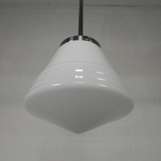 Image 1 of Art Deco hanglamp met opaline kap, jaren 30
