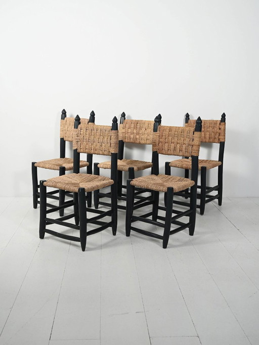 Ensemble de cinq chaises marocaines en bois bleu