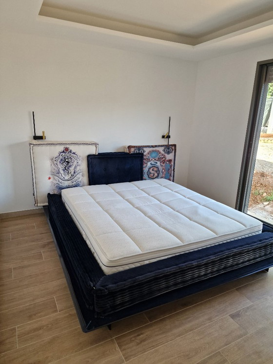 Roche Bobois Mah Jong Bed 180x200 + 2 bedside tables – Double beds, Wood (photo 2 of 5)