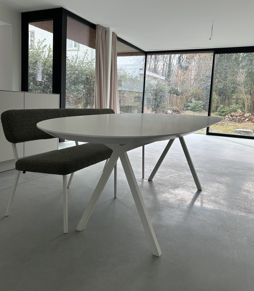 Table & Bench Studio Henk