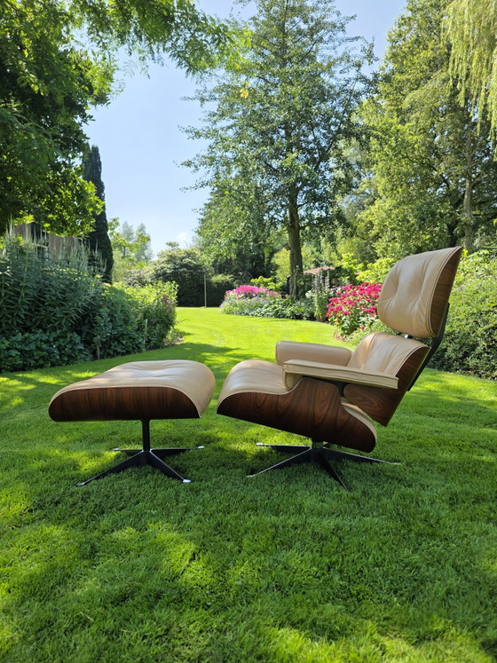 Vitra Eames Lounge Chair Rosewood XL Natural Leather – Armchairs (photo 2 of 8)