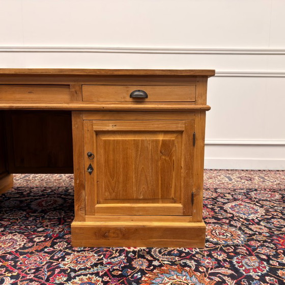 Grand Bureau Anglais Classique avec Panneau Arrière – Bureaux, Métal, Bois (photo 12 of 20)