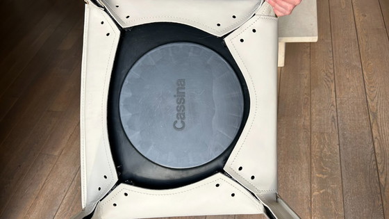 Image 1 of Cassina Cab 413 stoel met armleuning wit, design by Mario Bellini 1977