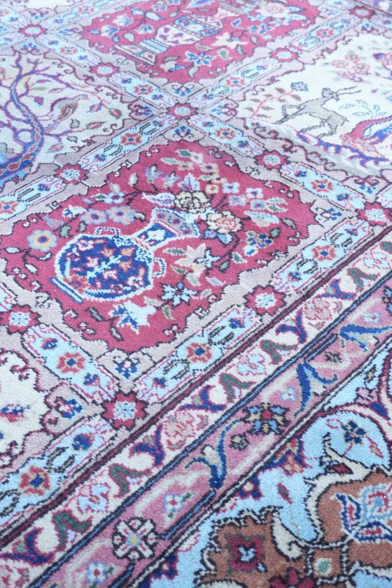 Image 1 of Großer orientalischer Teppich mit eleganten Mustern und schönen Farben, 397 x 304 cm