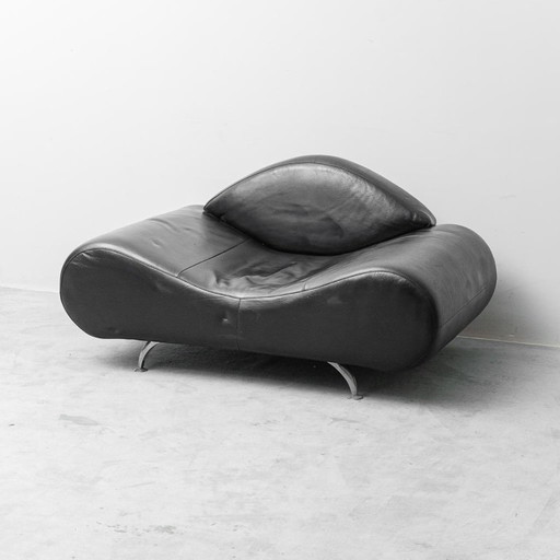 Vintage-Sessel im modernen Design aus schwarzem Leder – Lounge-Sessel im Stil der 90er Jahre