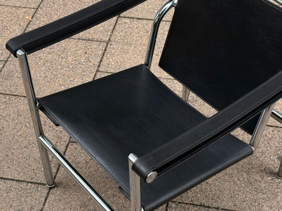 1/2 Le Corbusier Cassina LC1 Poltrona pelle nera anni '90, Poltrone, Cromo, Nero (foto 2 di 11)