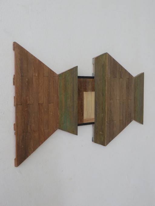 Eric Van Solm - 'De Achterruimte' – beeldhouwkunst, Wood (photo 2 of 7)
