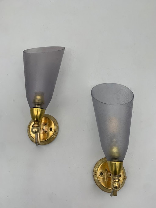 Pair of vintage glass wall lamps made in Italy by Seguso in 1950