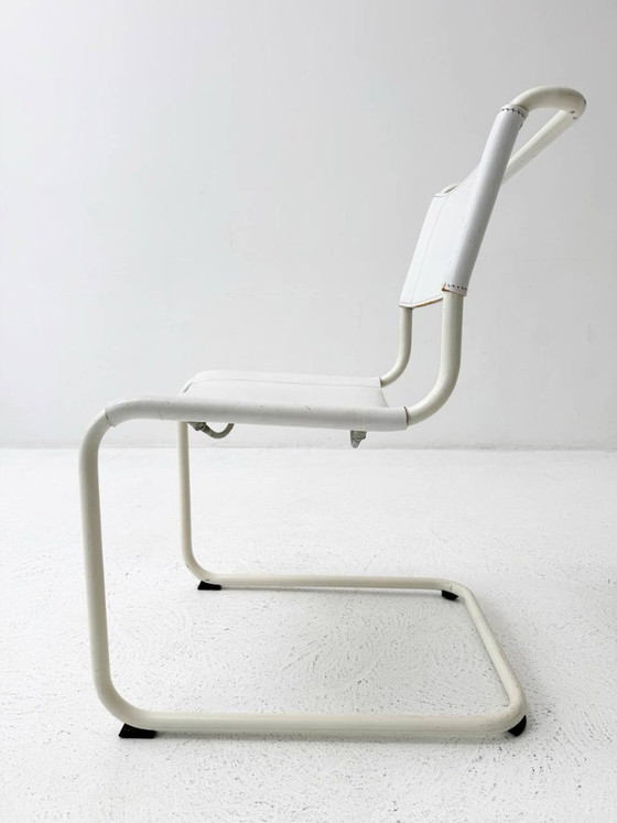 Image 1 of Set van 5 Thonet S33 volledig witte cantileverstoelen van Mart Stam, 1926