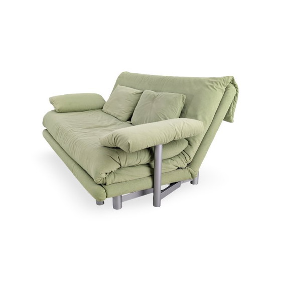 Ligne Roset Multy slaapbank in suèdegroen met armleuningen – 2 zitsbanken, Textile (photo 4 of 10)