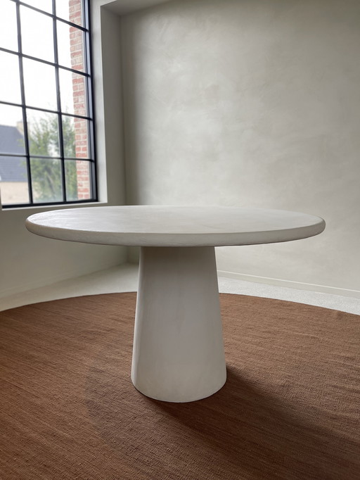 MORTEX table ronde - nouveau - 120 x 120 cm