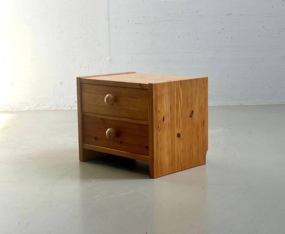 Vintage nachtkastje van grenenhout, jaren 70 – Wood (photo 7 of 13)