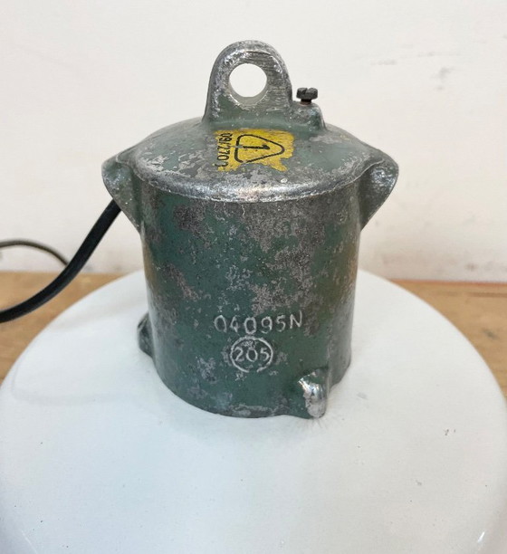 Image 1 of Industrial White Enamel Industrial Lamp with Cast Aluminium Top from EOW, 1950s