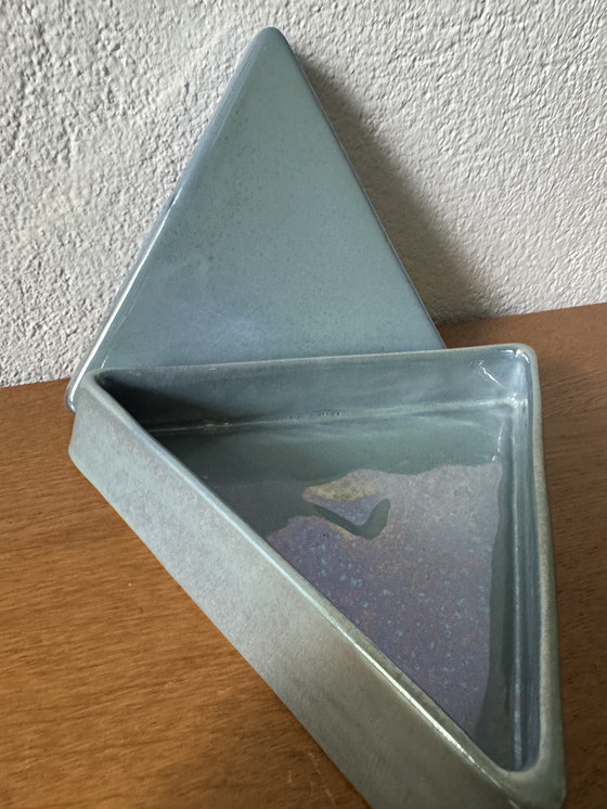 Image 1 of Caja triangular de cerámica Charolles de los años 80