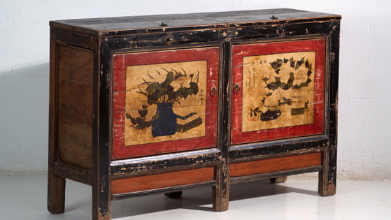 Credenza antica laccata con motivi di loto dipinti – Cina, circa 1920 – Credenze (photo 3 of 40)