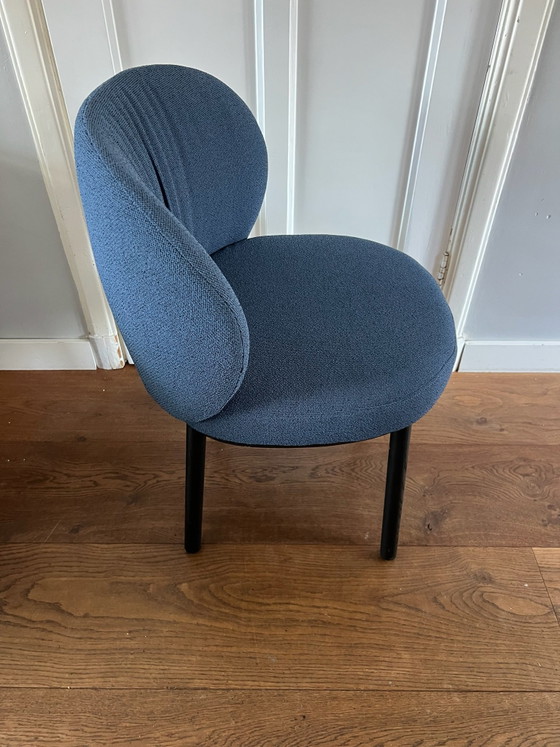 1X Dining chair Wendelbo blue bouclé, Textile, Wood, Black (photo 5 of 8)
