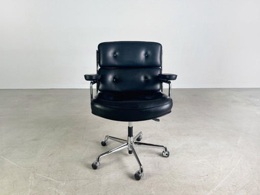 Original Charles Eames Vitra ES 104 Lounge chair Stuhl Sessel