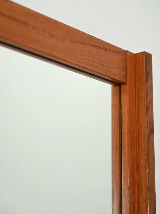 Image 1 of Scandinavische teakhouten spiegel uit de jaren 60