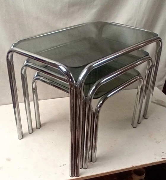Image 1 of Tables gigognes vintage en chrome