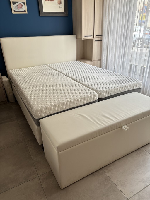 Boxspringbett 160x200 mit Kopfteil