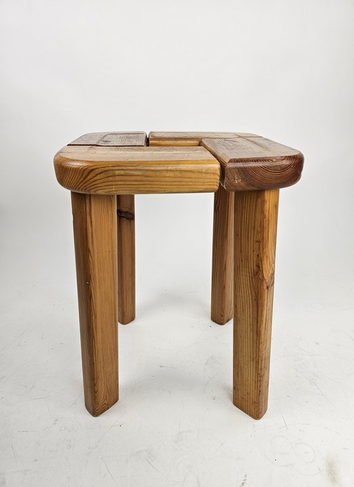 Stool made of pine by Olof Ottelin for Finnsauna Lagerholm