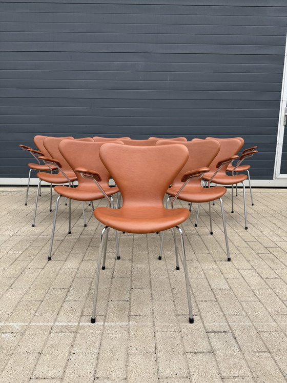 Image 1 of 10 Fritz Hansen series 7 Vlinderstoelen Arne Jacobsen 10/10!