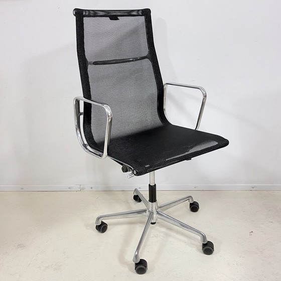 Image 1 of Vitra Eames EA119 Netweave