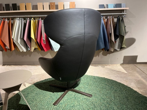 Sillón giratorio alto Avia de Bert Plantagie