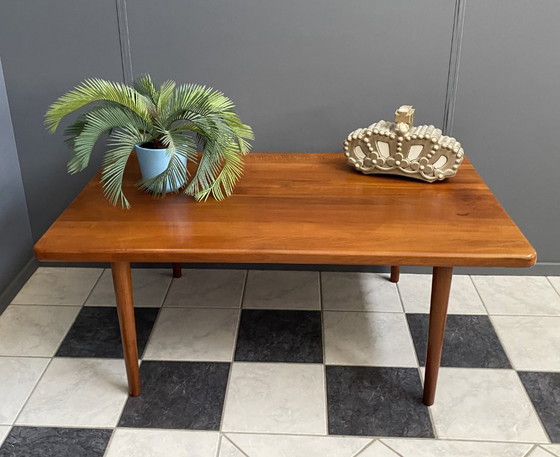 Image 1 of Table basse rectangulaire en teck de Glostrup, Danemark