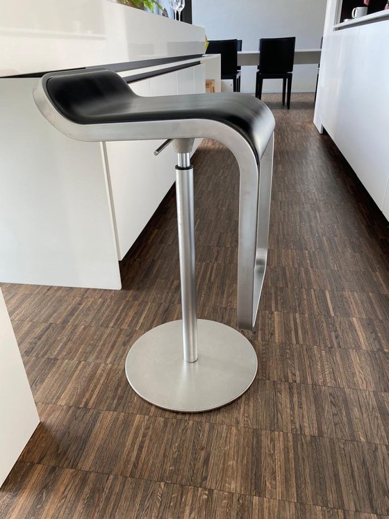 LAPALMA design Barstool / Shin & Tomoko Azumi – Metal, Leather (photo 13 of 14)