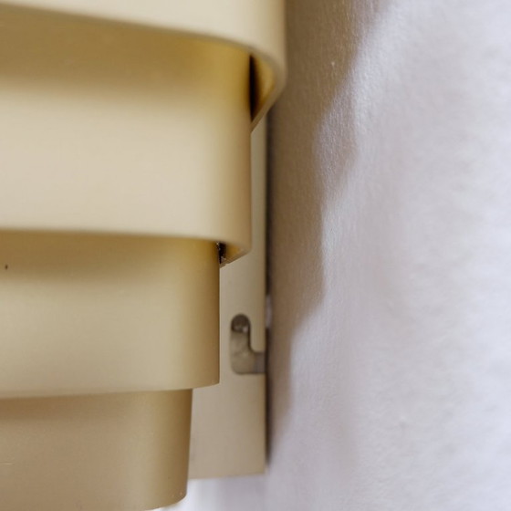 Image 1 of Paar vergoldete Aluminium-Wandleuchten von Jules Wabbes - 2 Paare verfügbar (2)