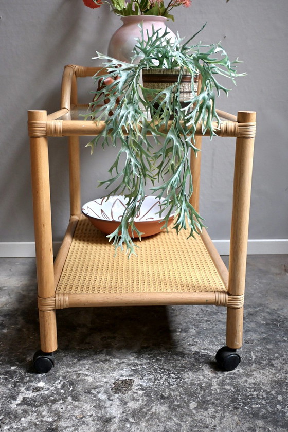 Image 1 of Vintage Serveerwagen van Bamboe en Rotan