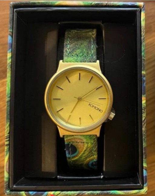 Komono tovenaar pauw horloge