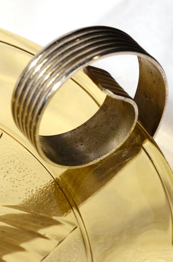 Schale im Art-Deco-Stil aus rauchfarbenem Pressglas und versilbertem Metall, 30 x 8 cm – Dekorative Objekte (photo 6 of 11)